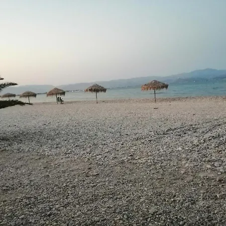 Palataki 公寓 *